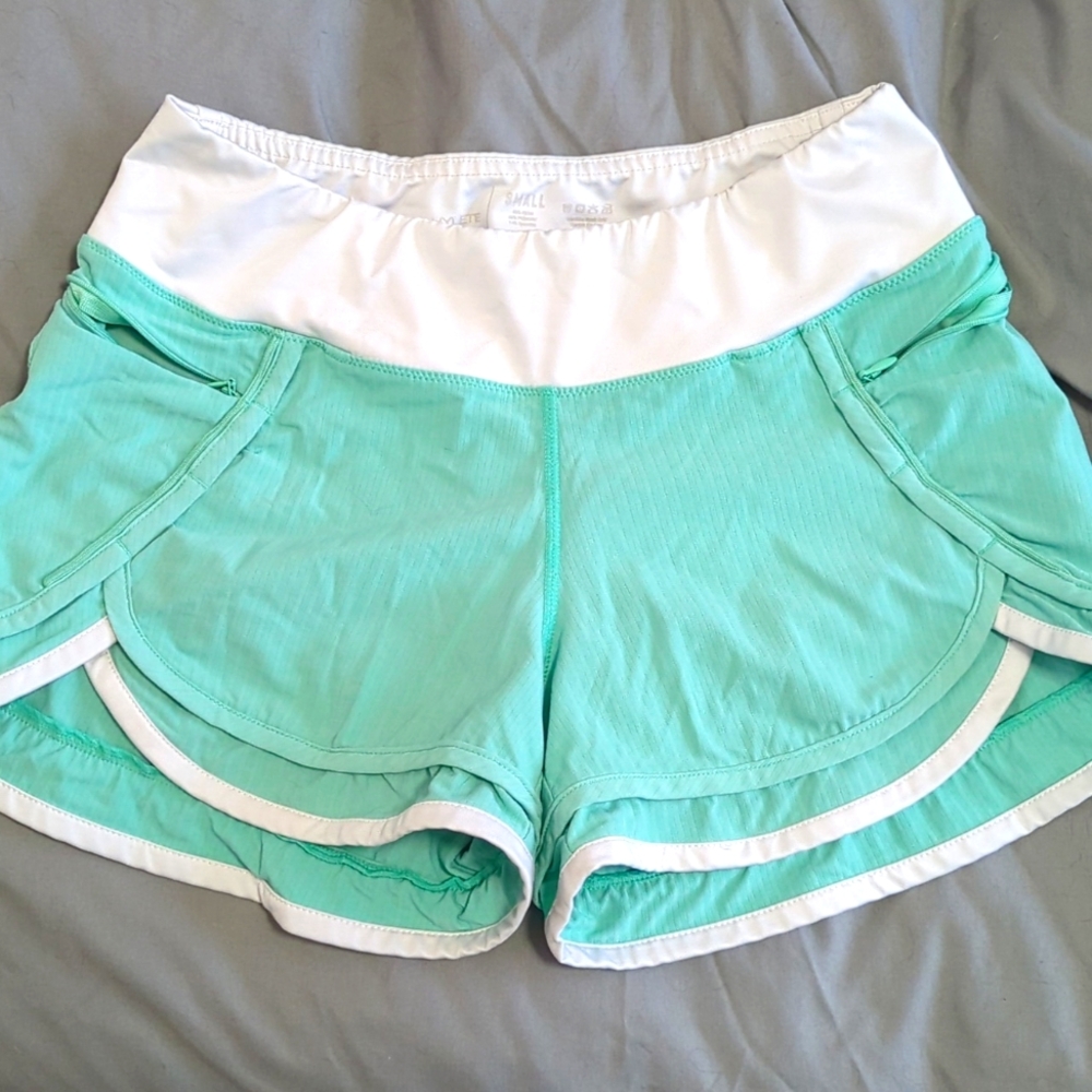 Hylete Iris Scallop Lined Athletic Running Shorts With Zip Pockets Women's Small